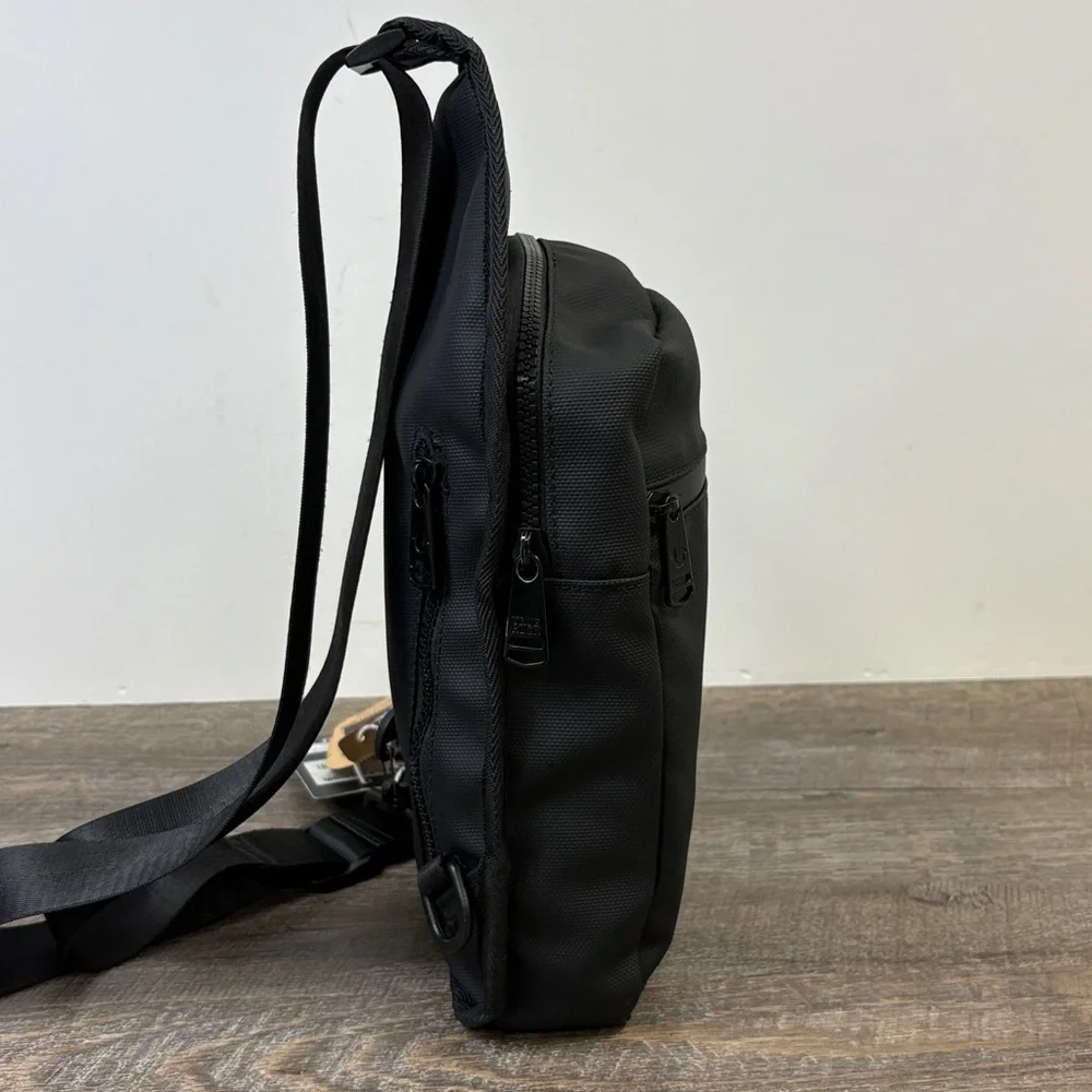 True Religion “Jody” Sling Bag | Black Logo Lined Crossbody